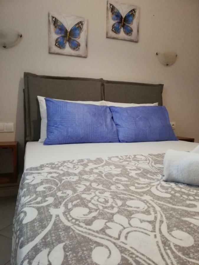 Aparthotel Flisvos Seaside Apartments