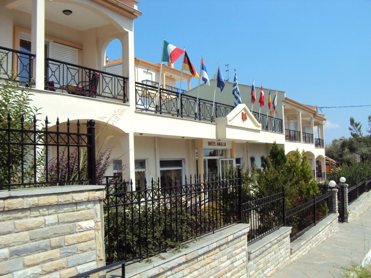 Amalia 3* Palaiontsiflikion