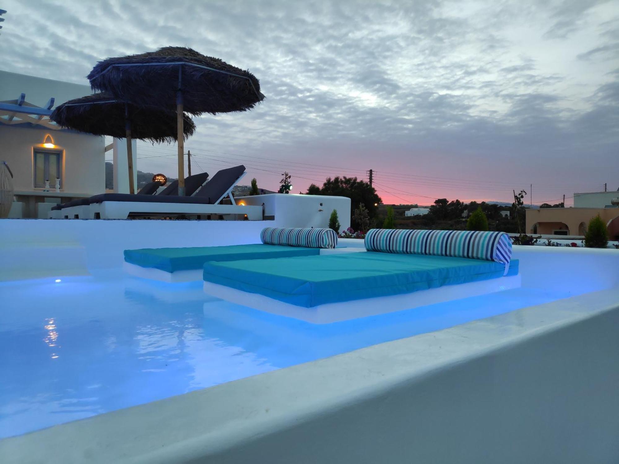 Santoxenia Luxury