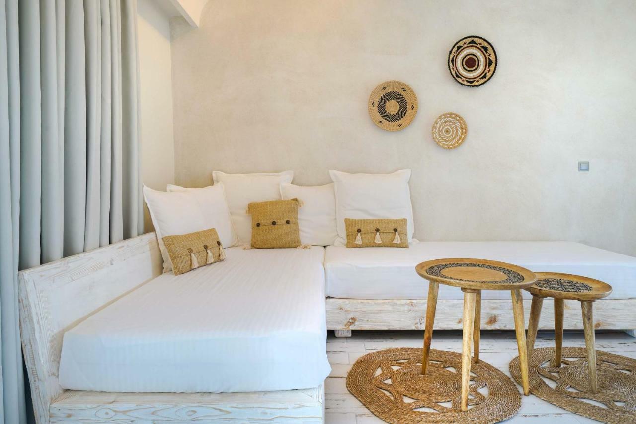 Aigaio Hotel *