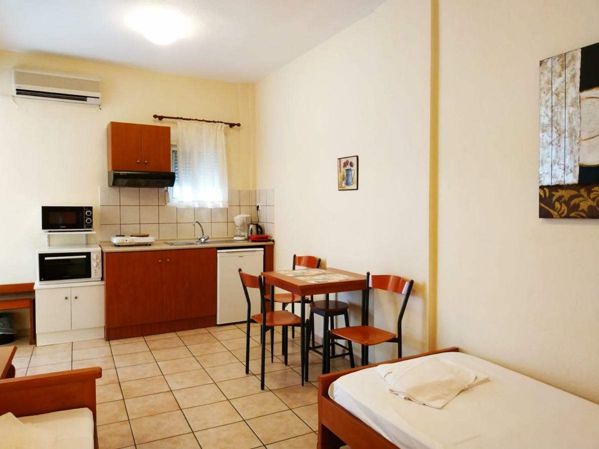 Amalia Aparthotel Palaiontsiflikion