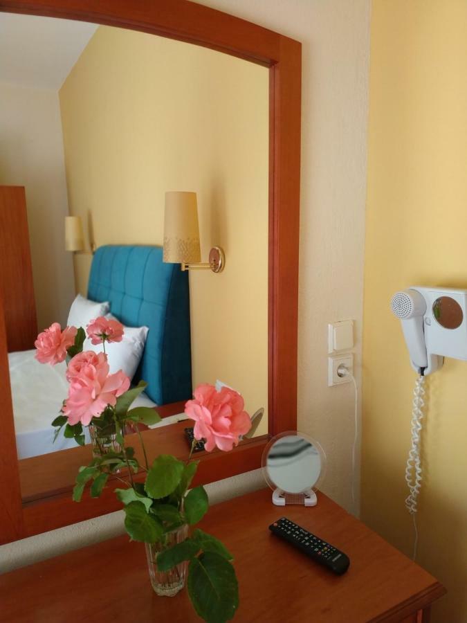 Amalia 3* Palaiontsiflikion