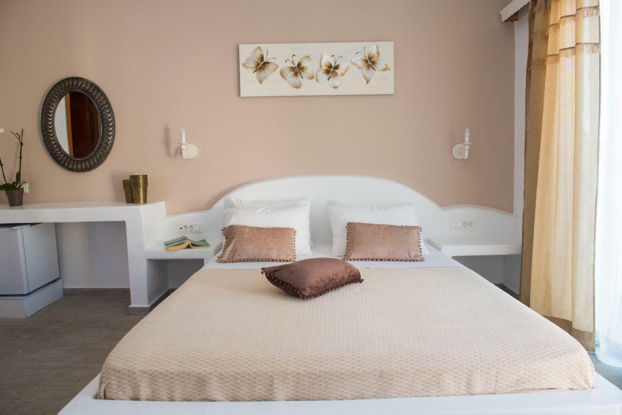 Hotel Ino Kamari (Santorini)