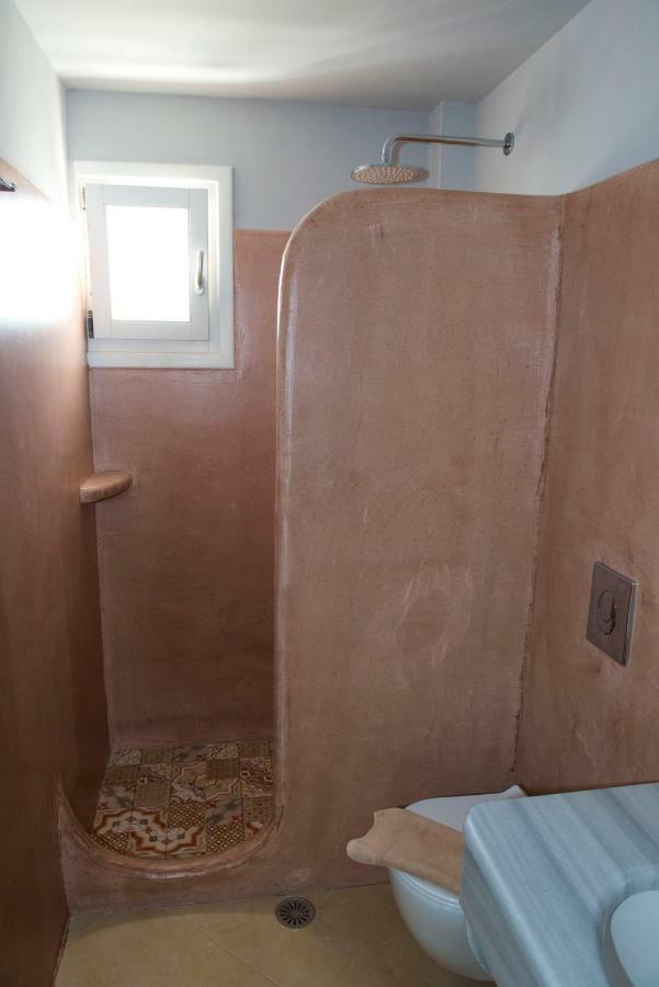 Ino 3* Kamari (Santorini)