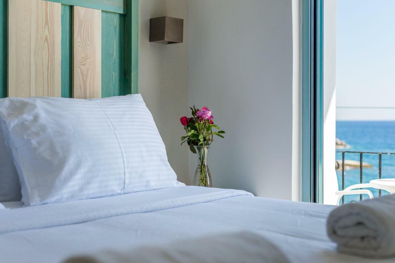 Aparthotel Samaria By The Sea 2*