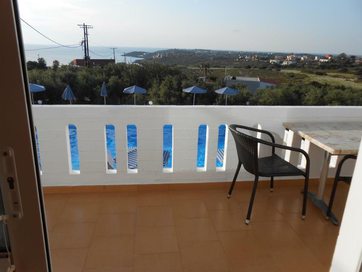 Villas Michalis 3* Chorafakia