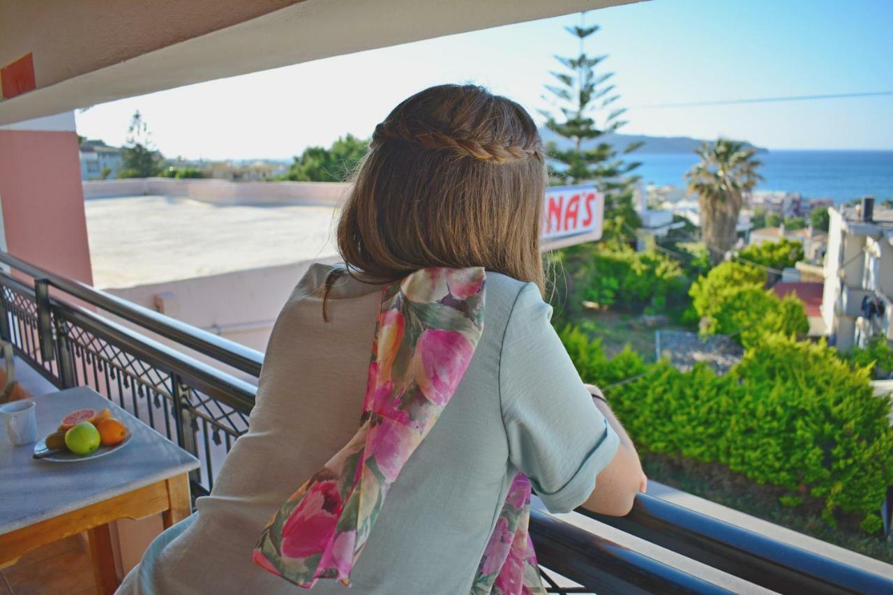 Aparthotel Melina's House 3*