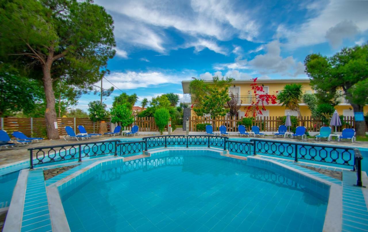 Splash Ii & Pool Access
