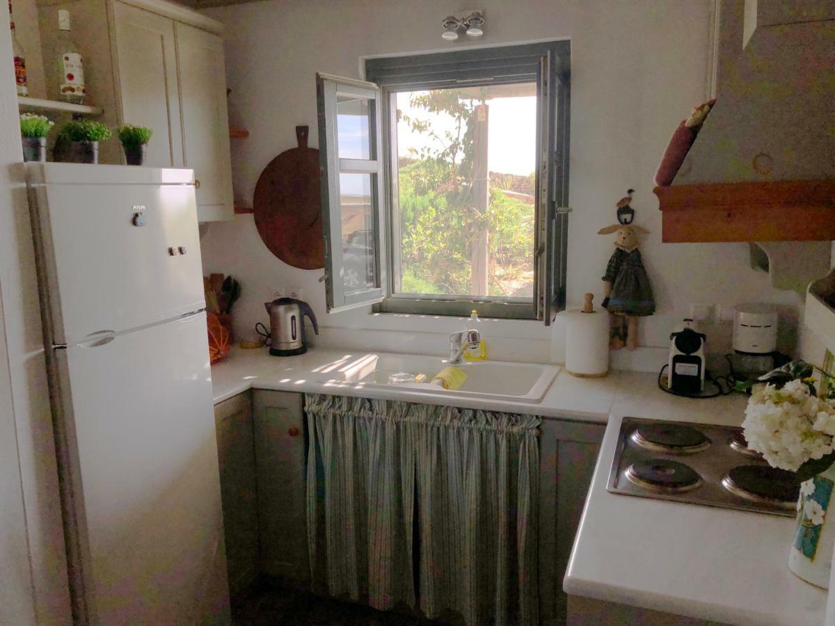 Holiday home Emelia Otzias