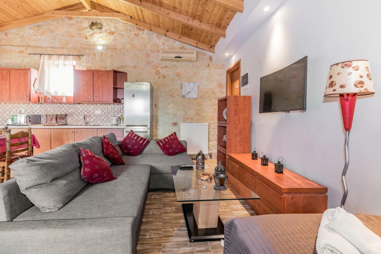 Casa Petra - Stone * Argassi