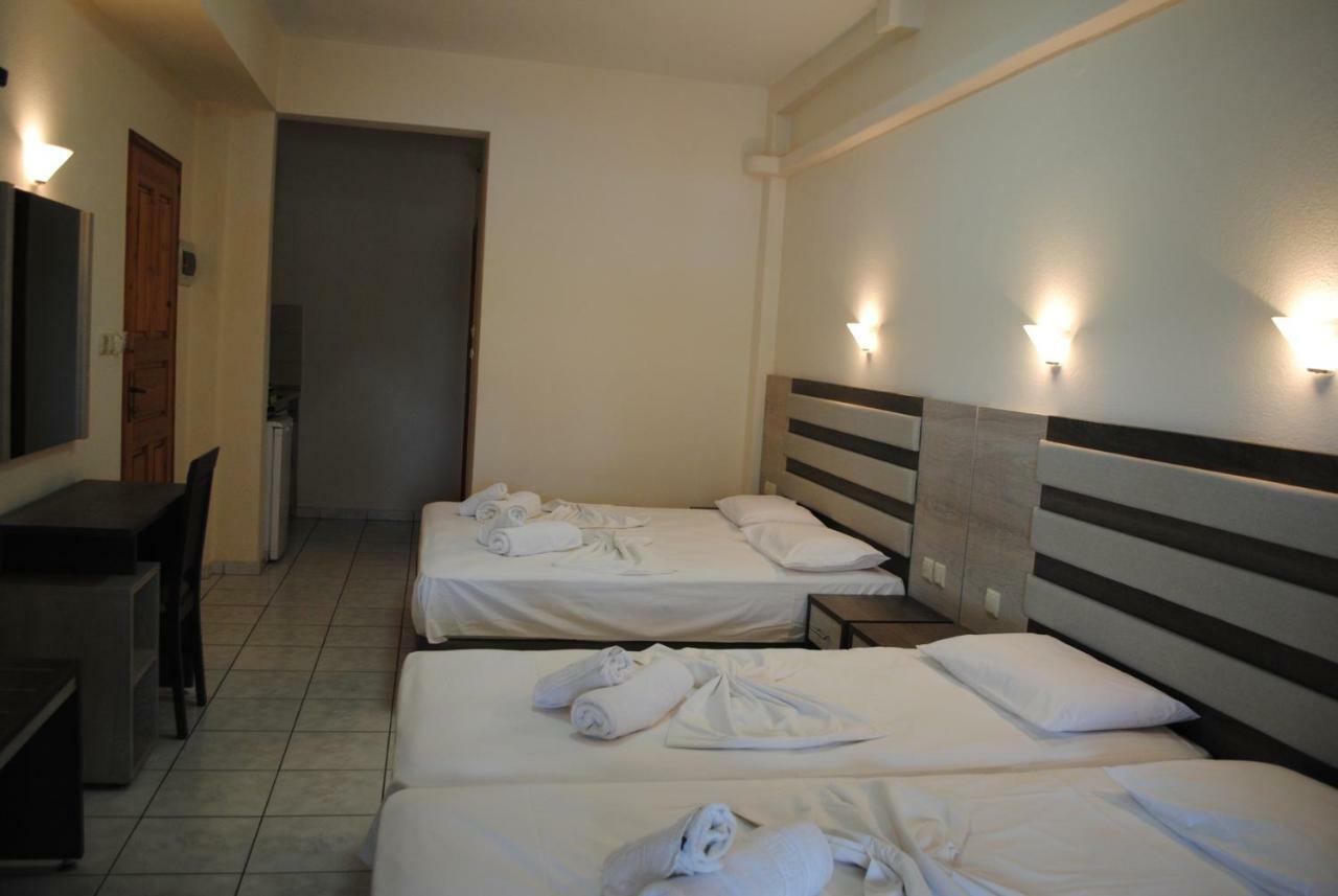 Apartment Anna Neos Marmaras