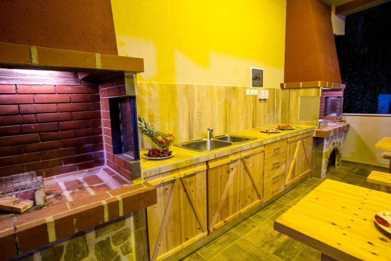 Rent House Karavi Guest house