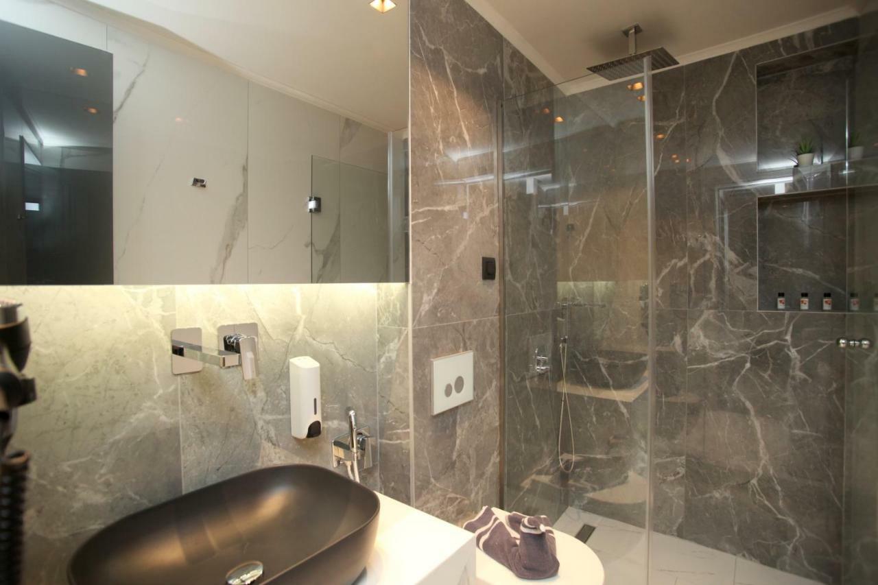 Hotel Athinais Luxury