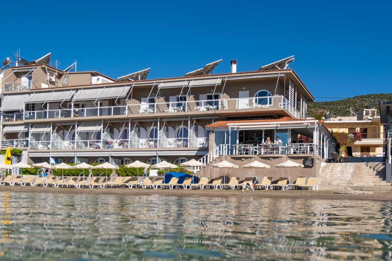 Nelly'S Apartments 3* Tolo