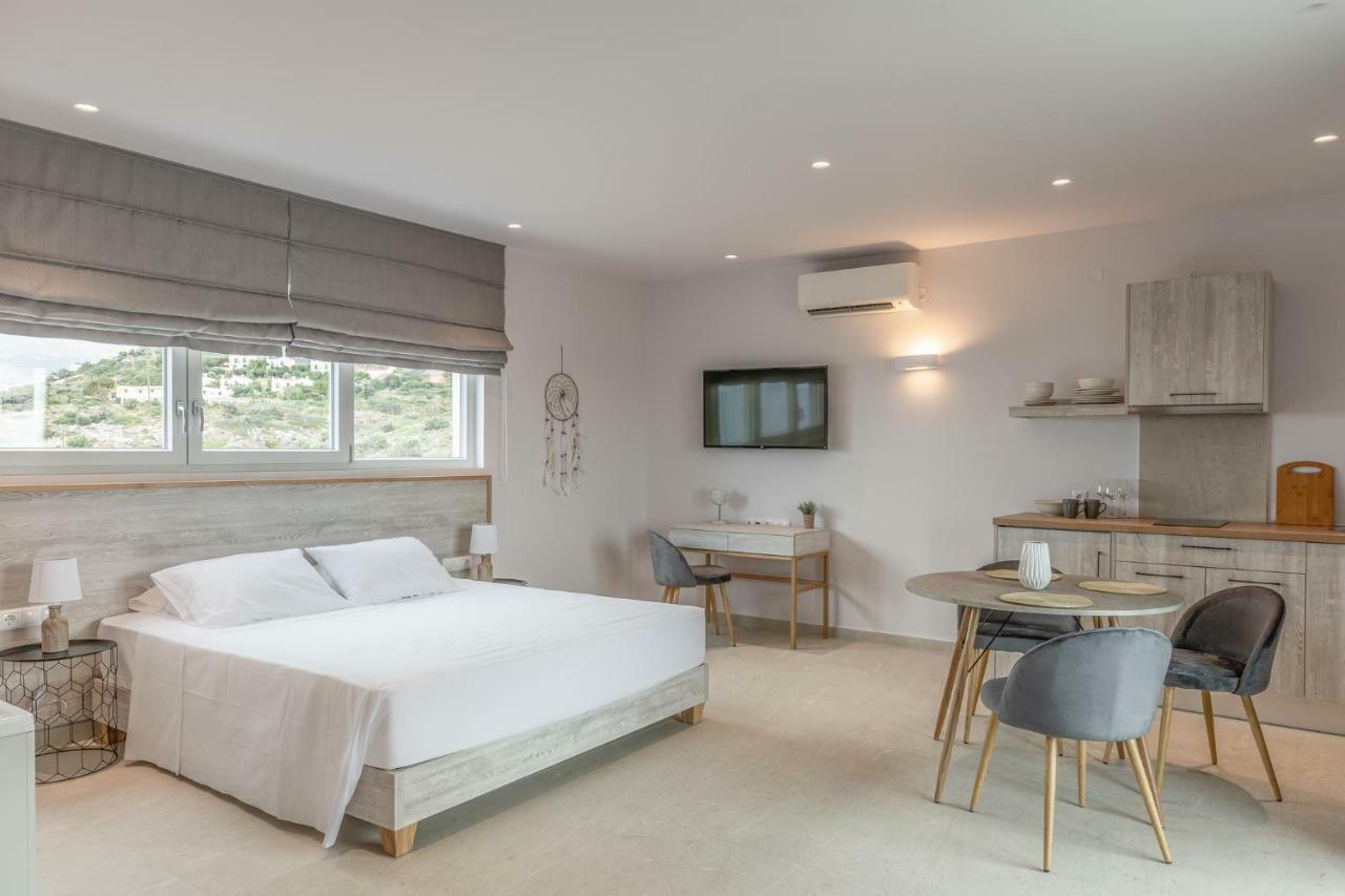Apartment Eva Koutouloufari (Crete)