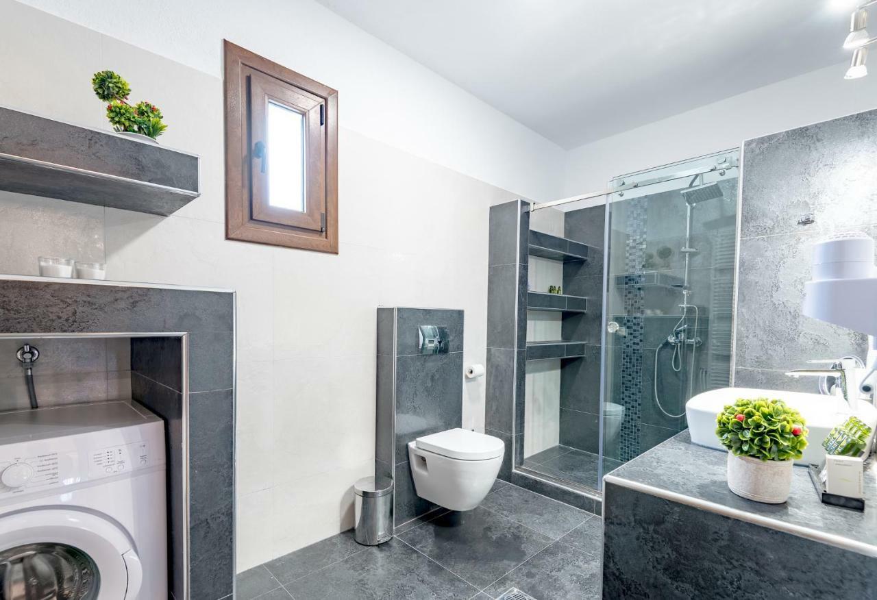 Athina Luxury