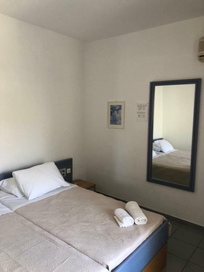 Anna Apartment Agia Marina (Crete)