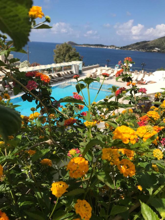 Elena Village 4*