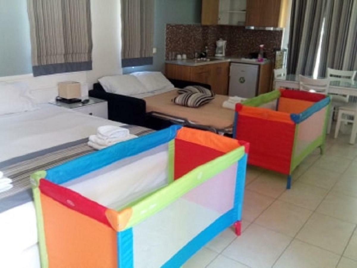 Aparthotel Mantinia Bay