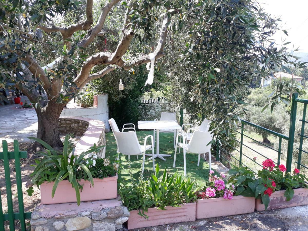 Christeluda Apartment