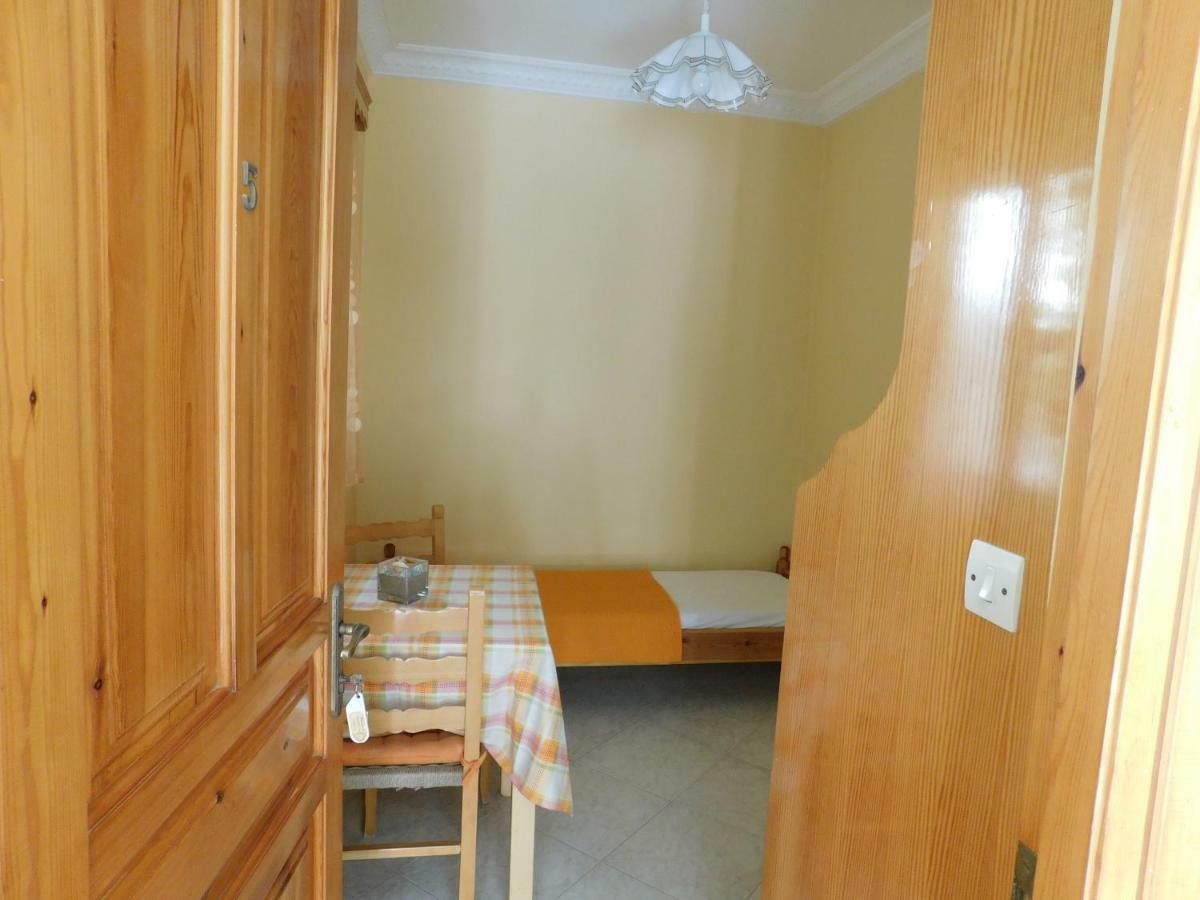 To Spiti Tis Eirinis Apartment Poros Town