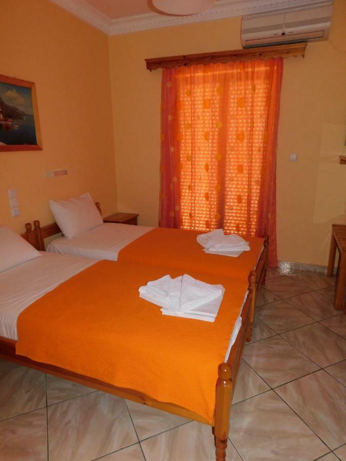 Apartment To Spiti Tis Eirinis