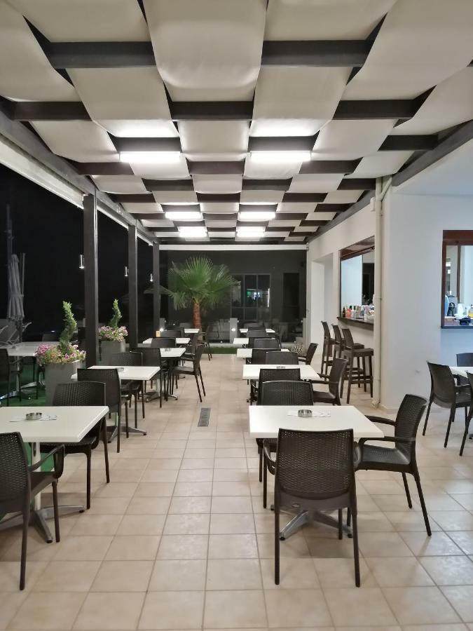 Hotel Carisa Maleme (Crete)