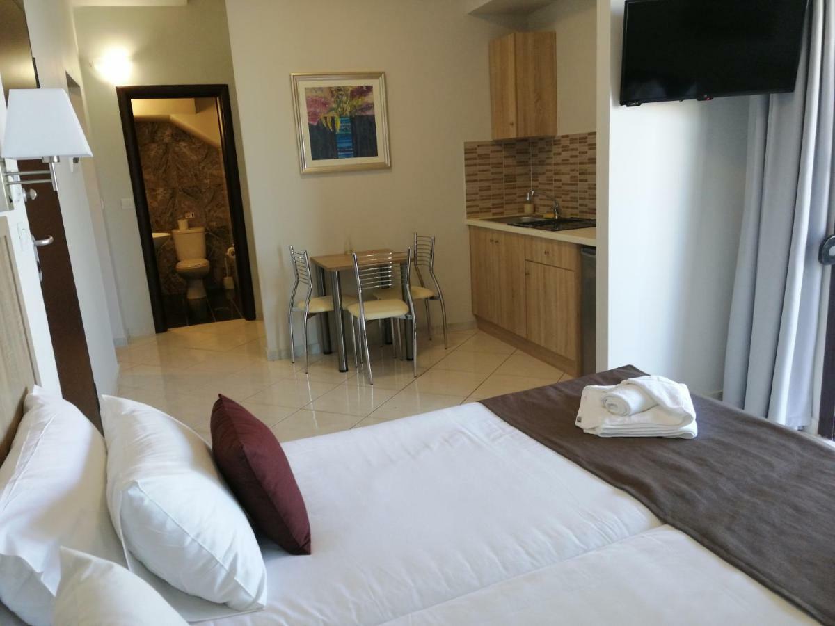Carisa Hotel