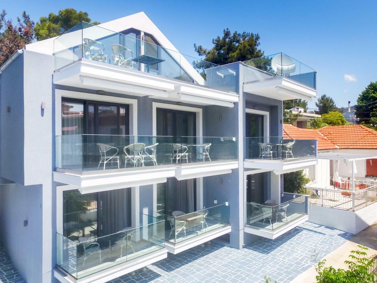 Nautilus Iii Aparthotel