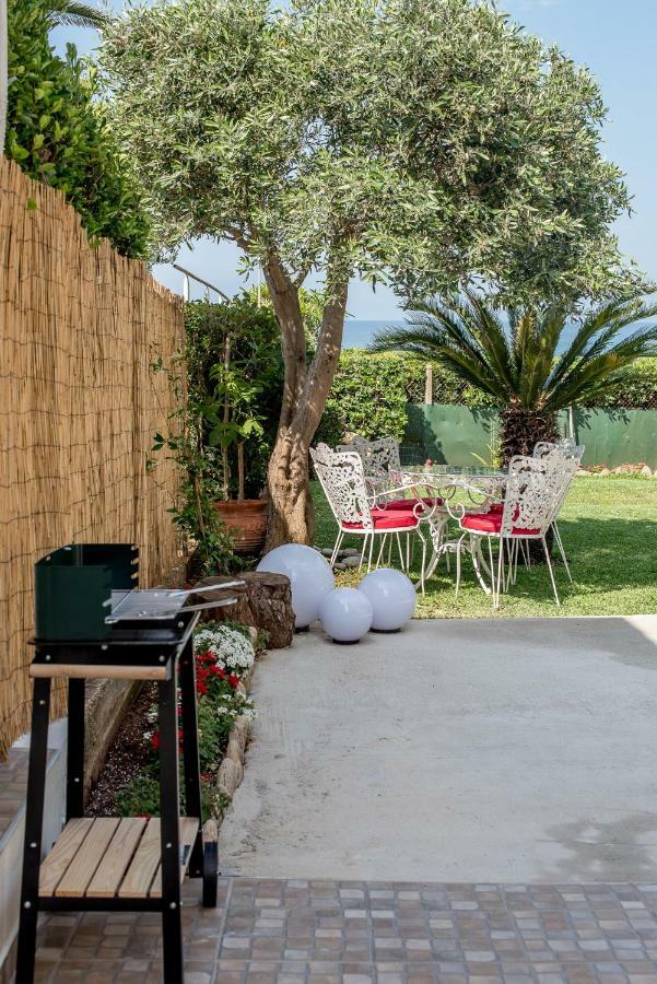 Oikia Eleanthi - Beachfront Garden Home! * Mytikas (Epirus)