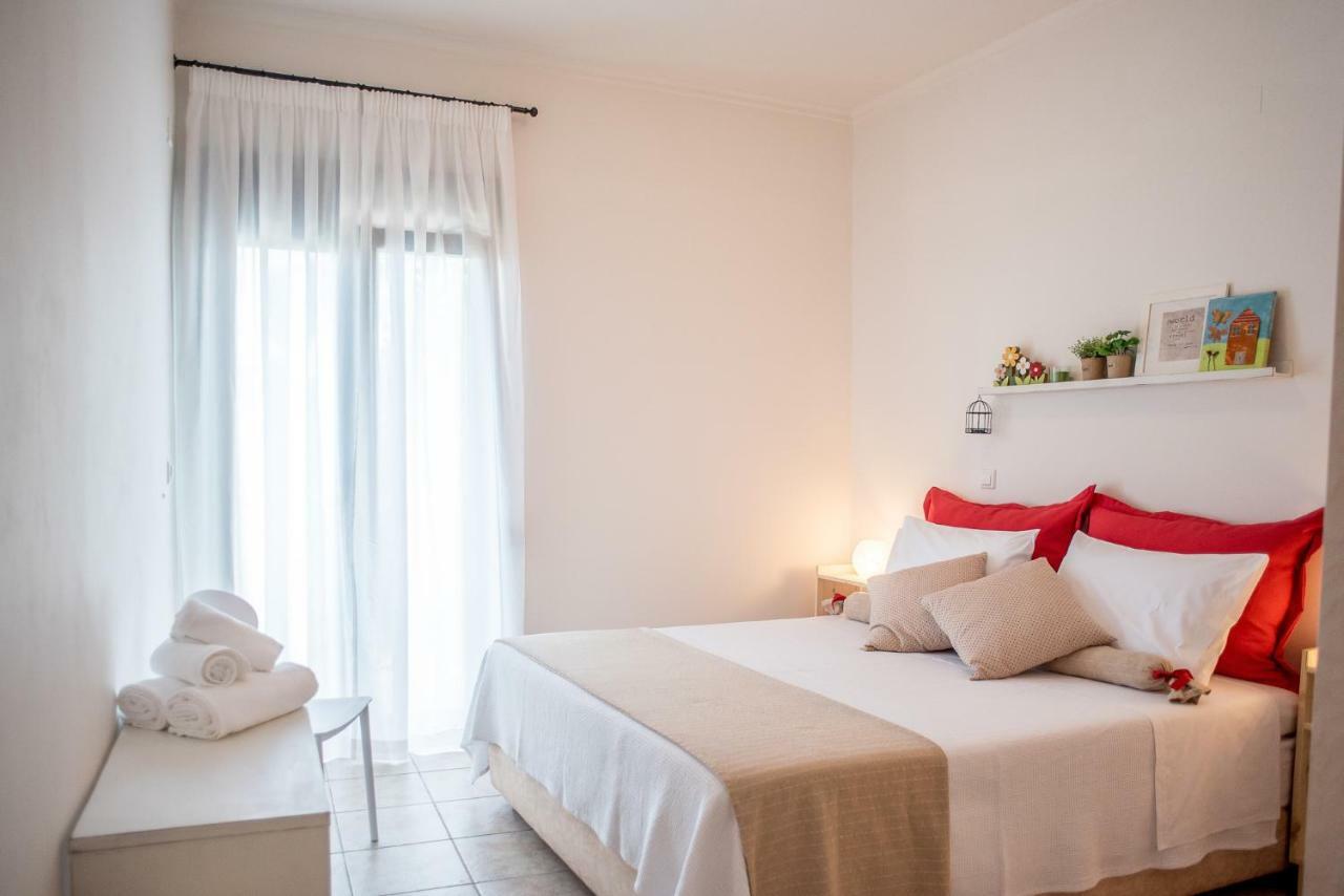 Oikia Eleanthi - Beachfront Garden Home! Holiday home Mytikas (Epirus)