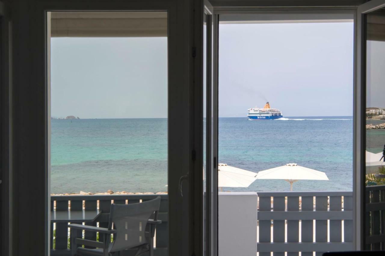 Parikias Seaside House *