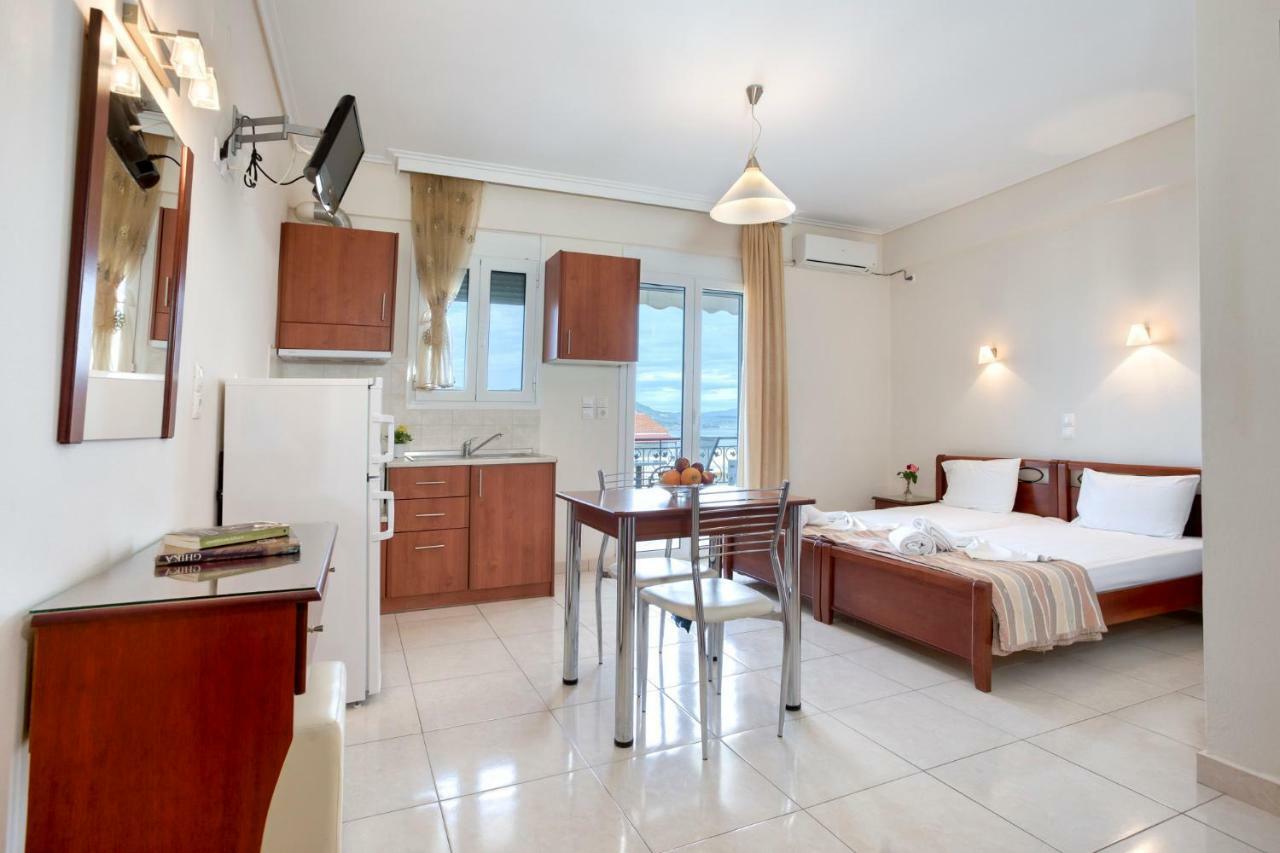 Niovi Luxury Apartment *