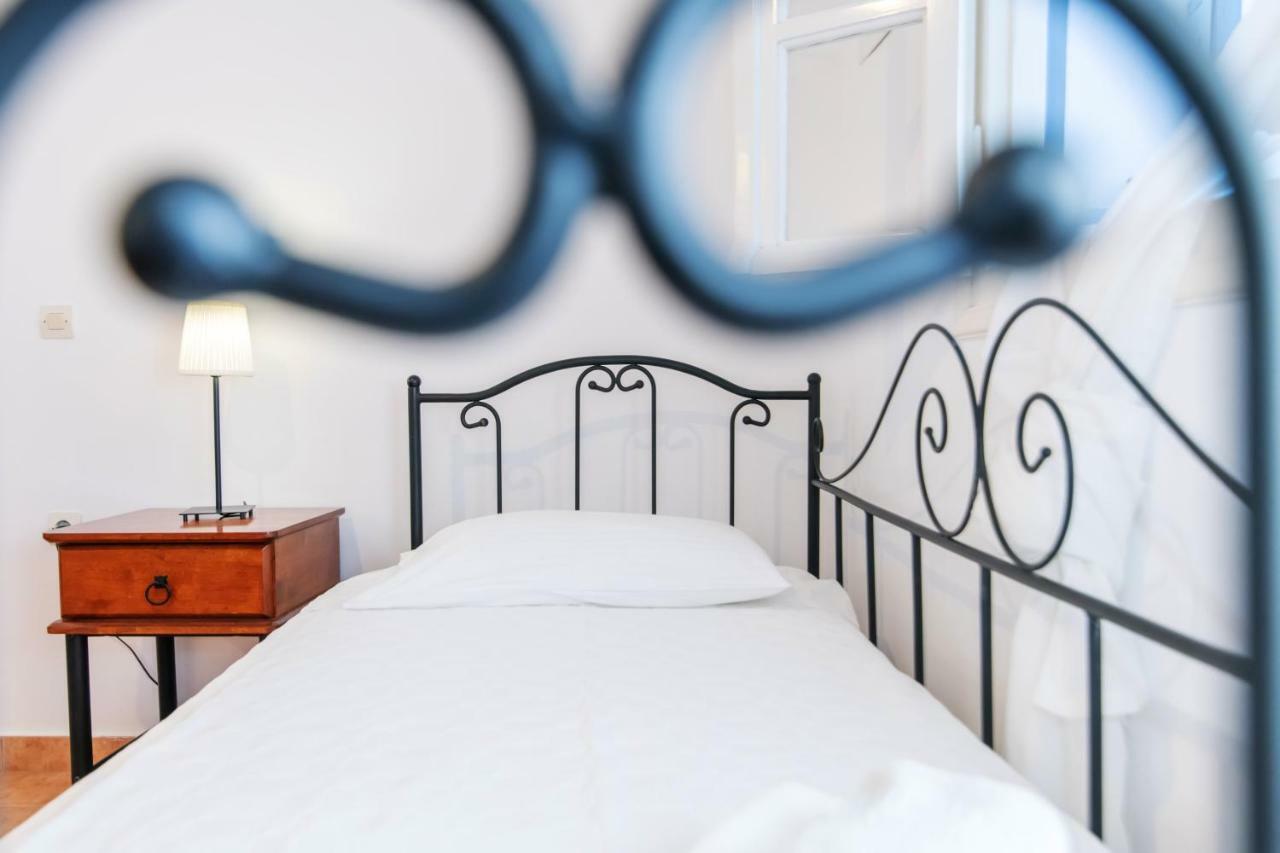 Didymes Studios Apartment Kionia