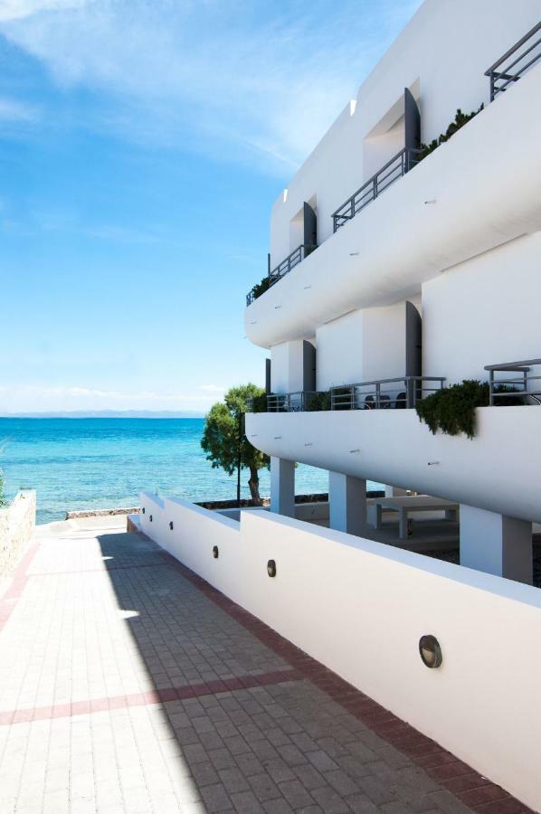 Hotel Nautilus Nontas