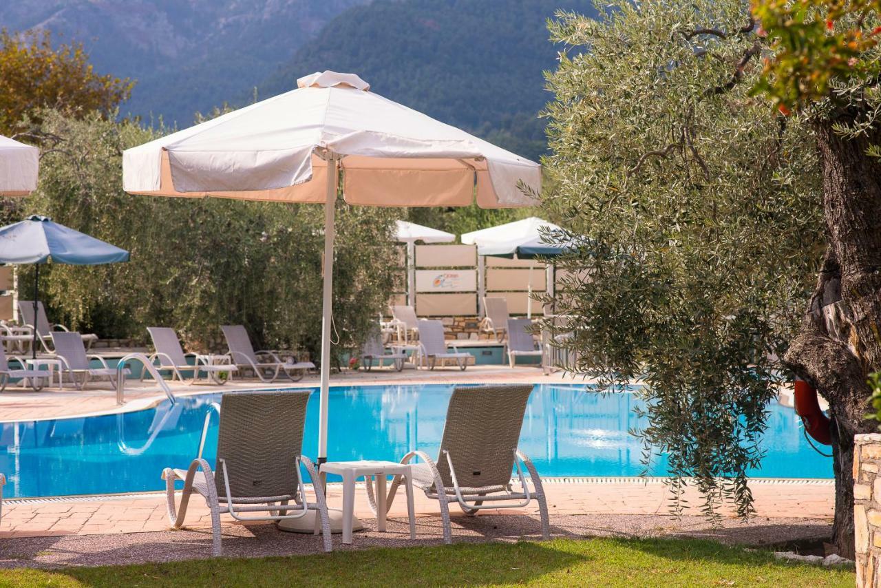 Ocean Beach Hotel 4*