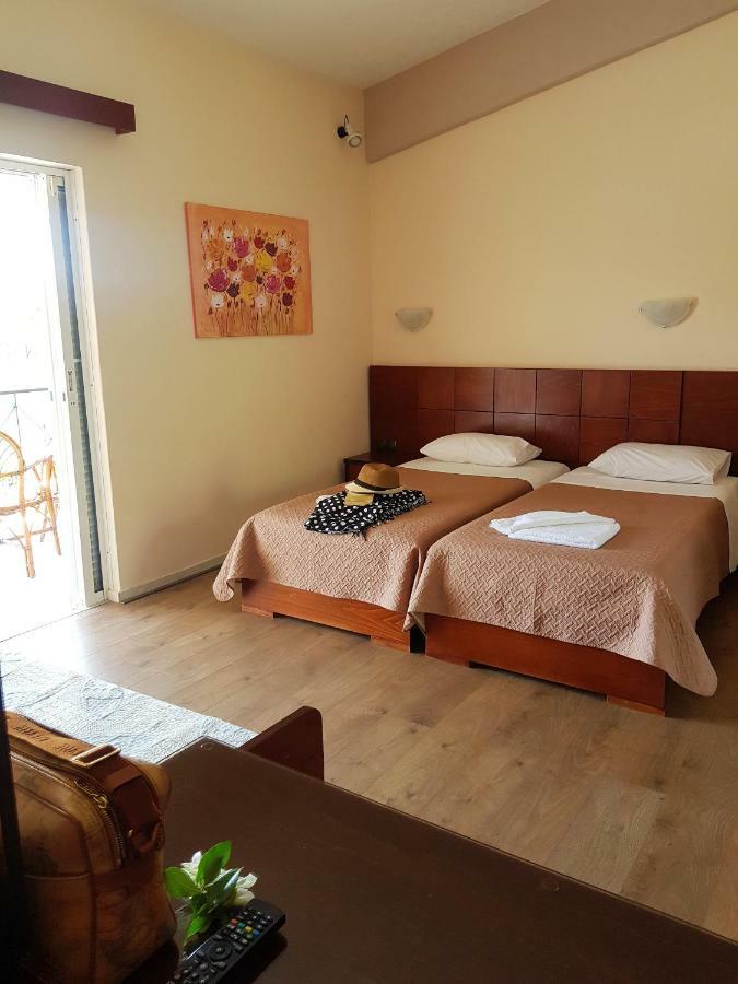 Kalamitsi Aparthotel 3*