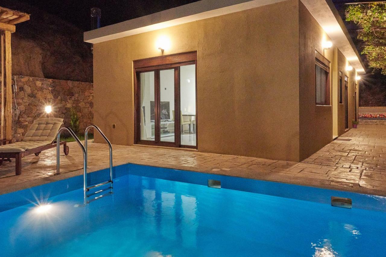 Villa Pura Vida Rodakino
