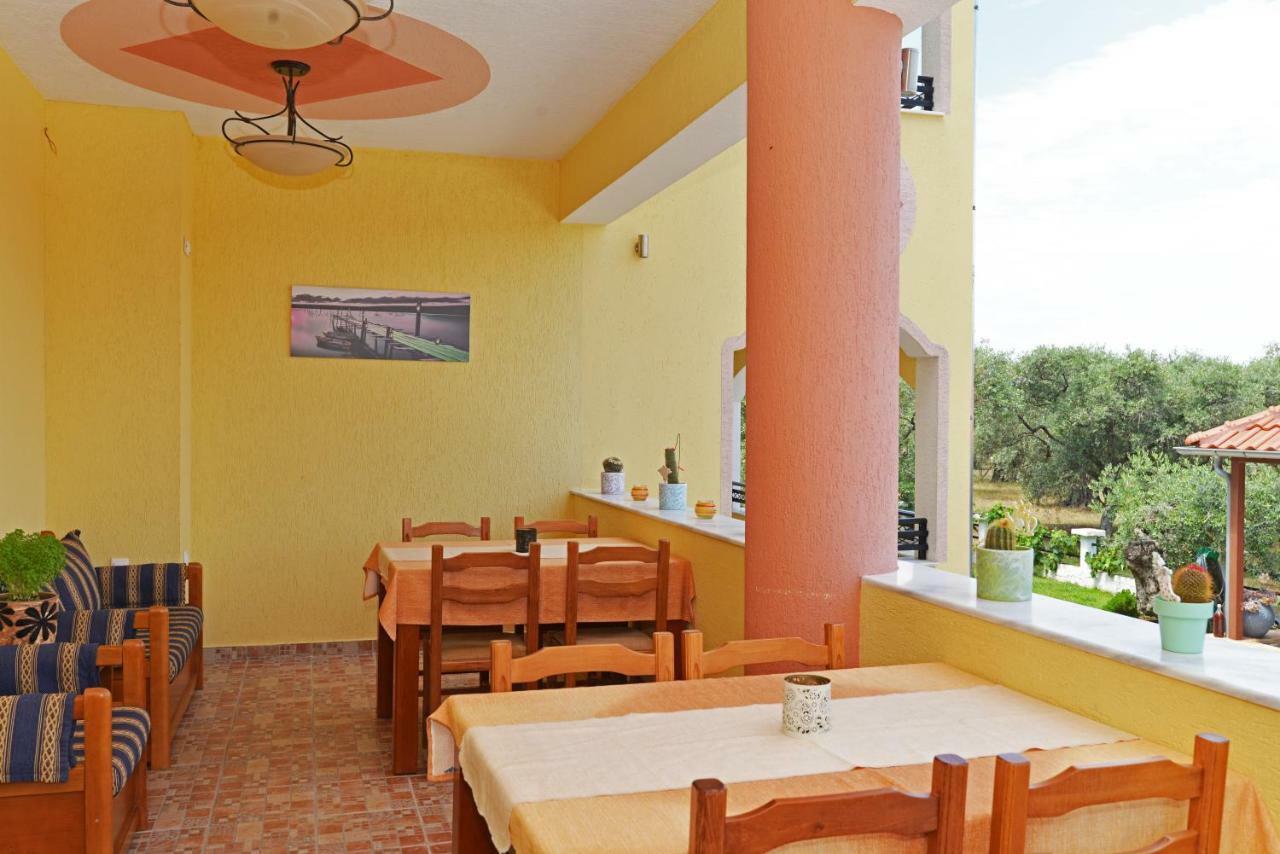 Iraklis Aparthotel 3*
