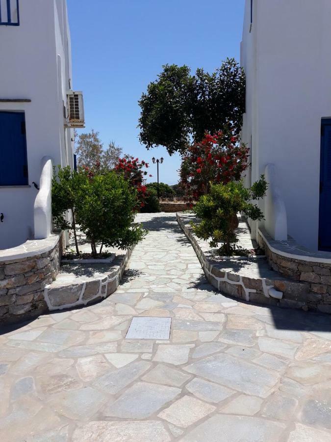Paraporti Folegandros Town