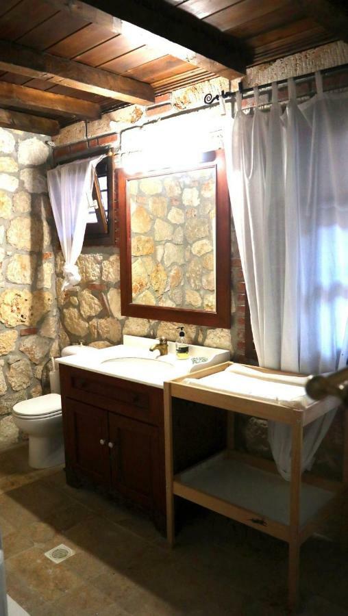 Stone House Andromeda Holiday home Psakoudia