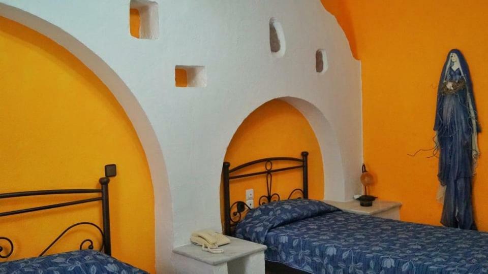 Liogerma 2* Adamantas (Milos)
