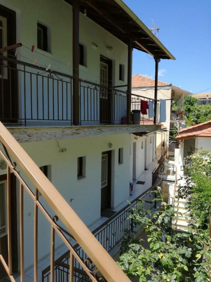 Mario * Vasiliki (Lefkada)