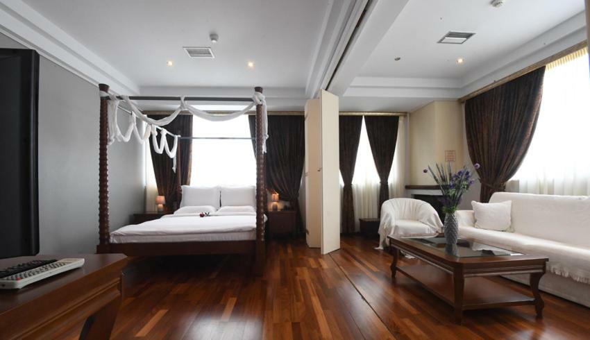 Hotel Ephira 3*