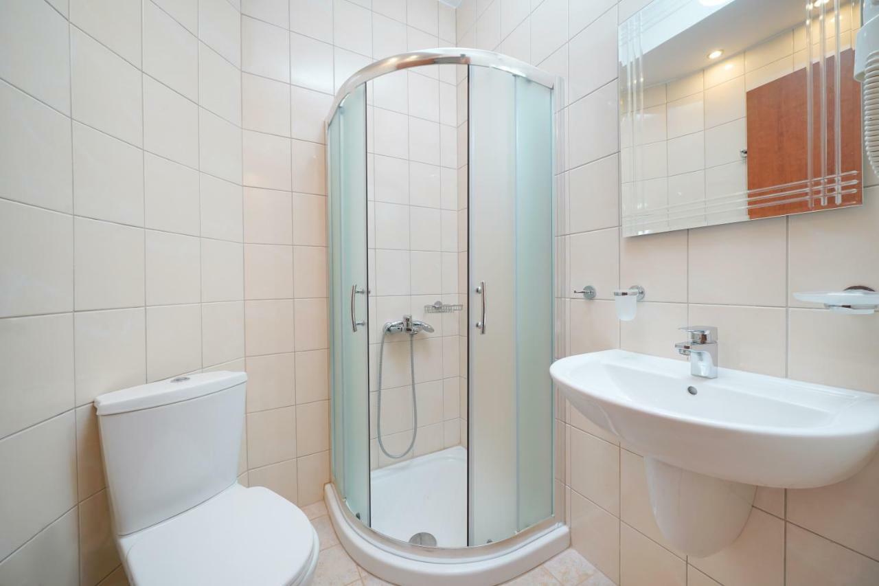 Anemos Aparthotel