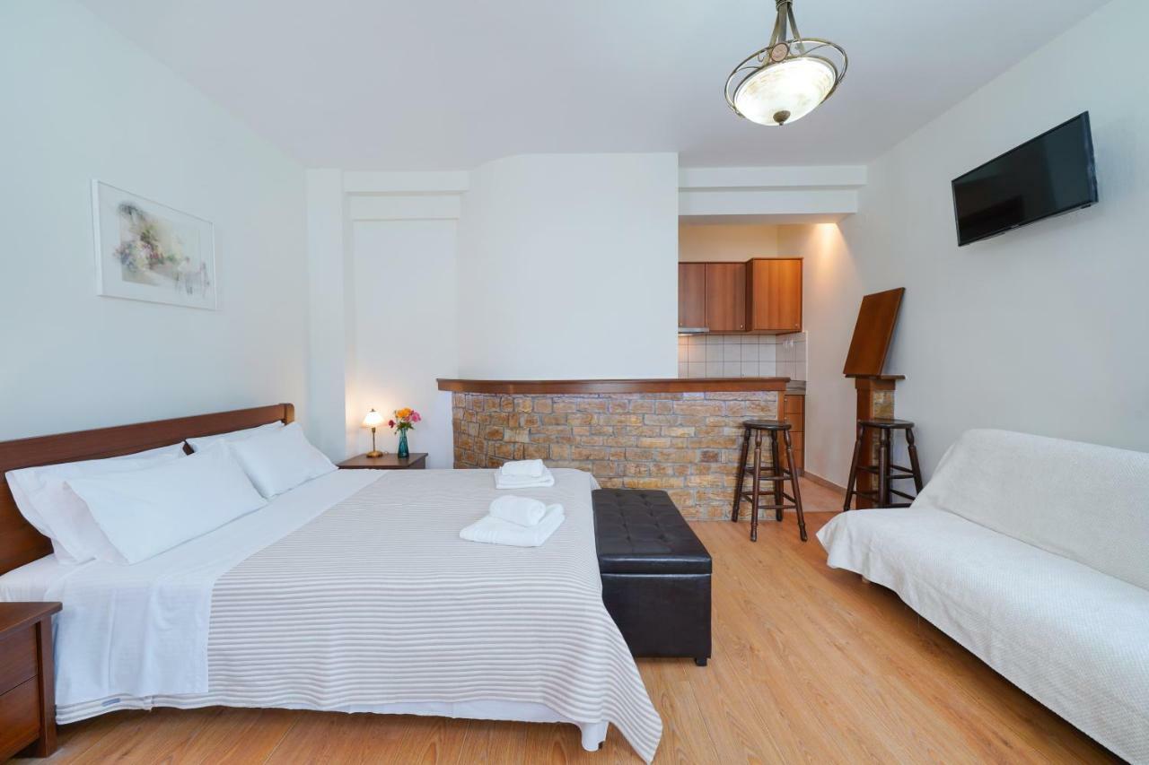 Aparthotel Anemos *