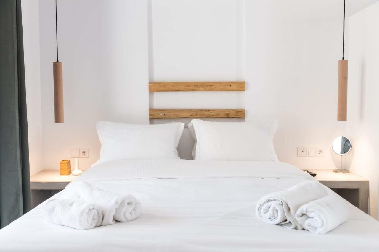 Piperaki Project * Naousa (Paros)