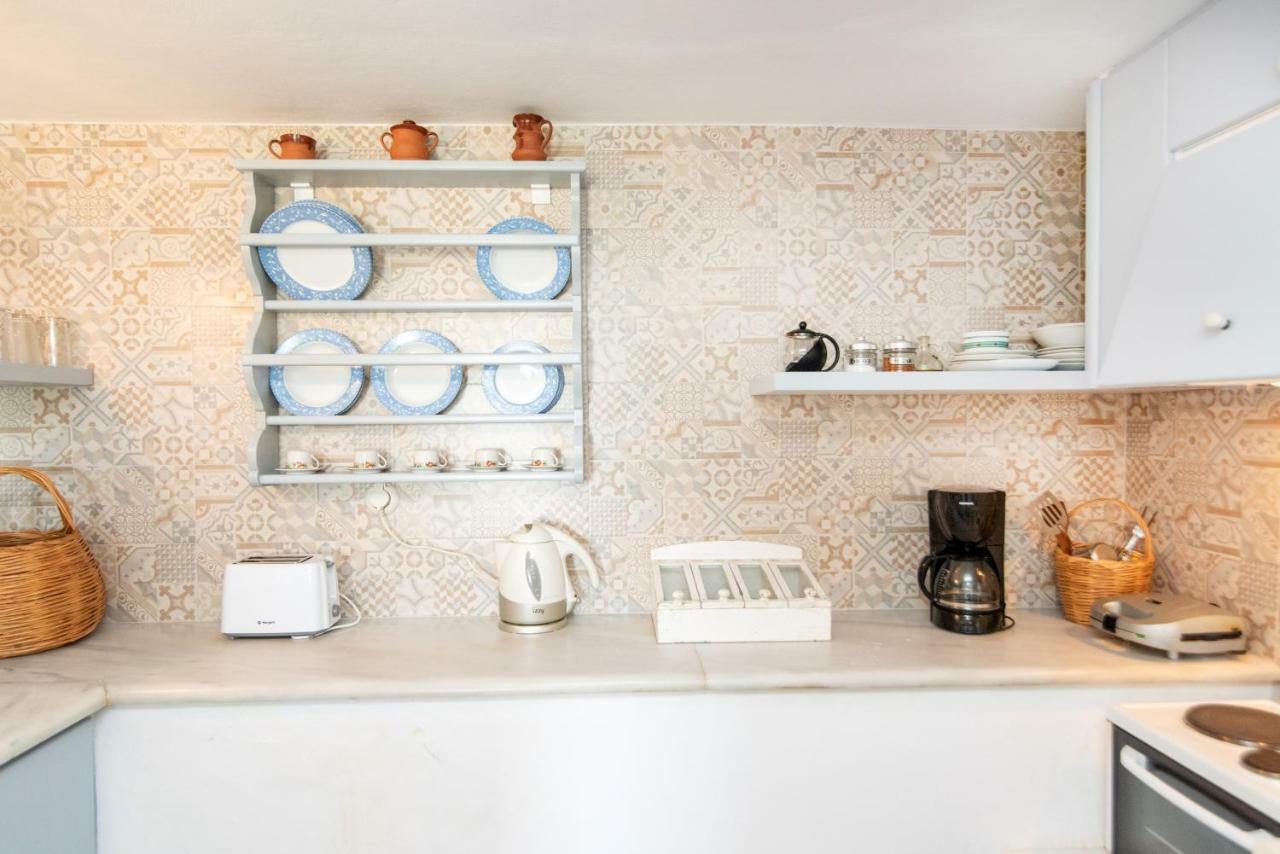 Albatross Apartment Agios Sostis (Tinos)