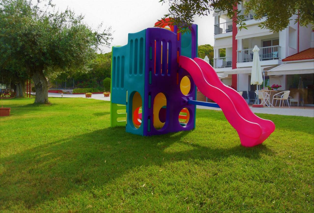 Agrelia Aparthotel 3*