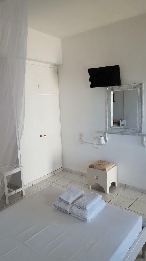 Aeolos Aparthotel 2*